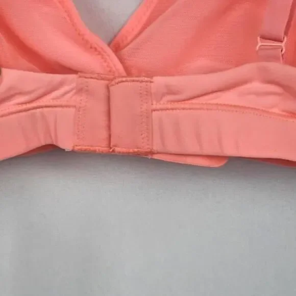 SKIMS CROSS FRONT TRIANGLE BRA NWT - Picture 6 of 11